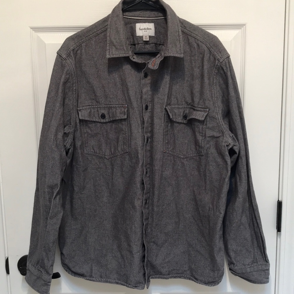 Goodfellow xl button down shirt.